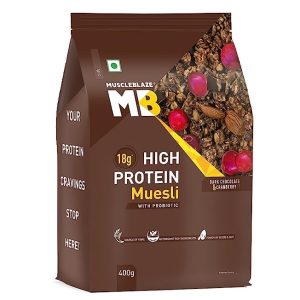 MuscleBlaze high protein muesli with dark chocolate